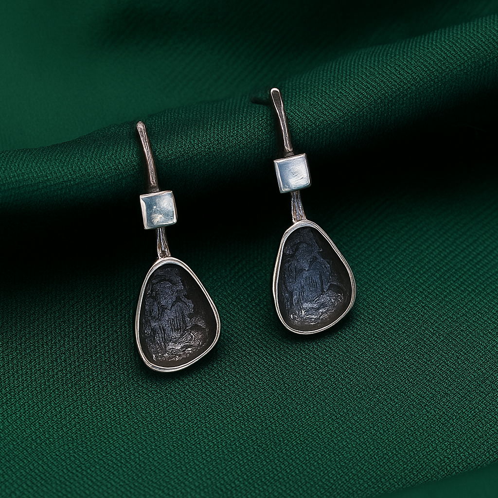 Noor Antique Intaglio Dangle Earring