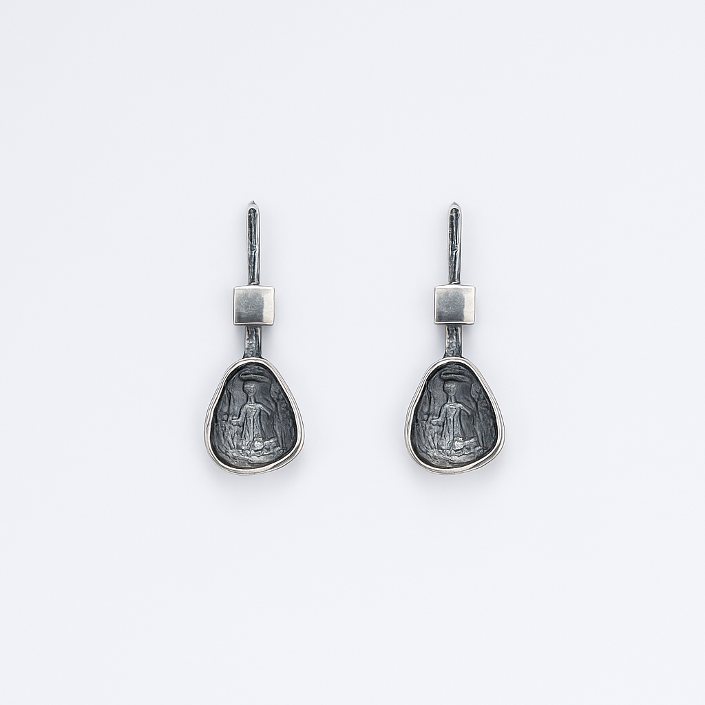 Noor Antique Intaglio Dangle Earring