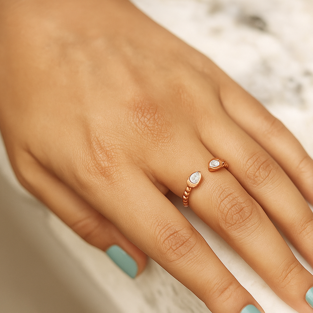 Serpenté Gleam Ring